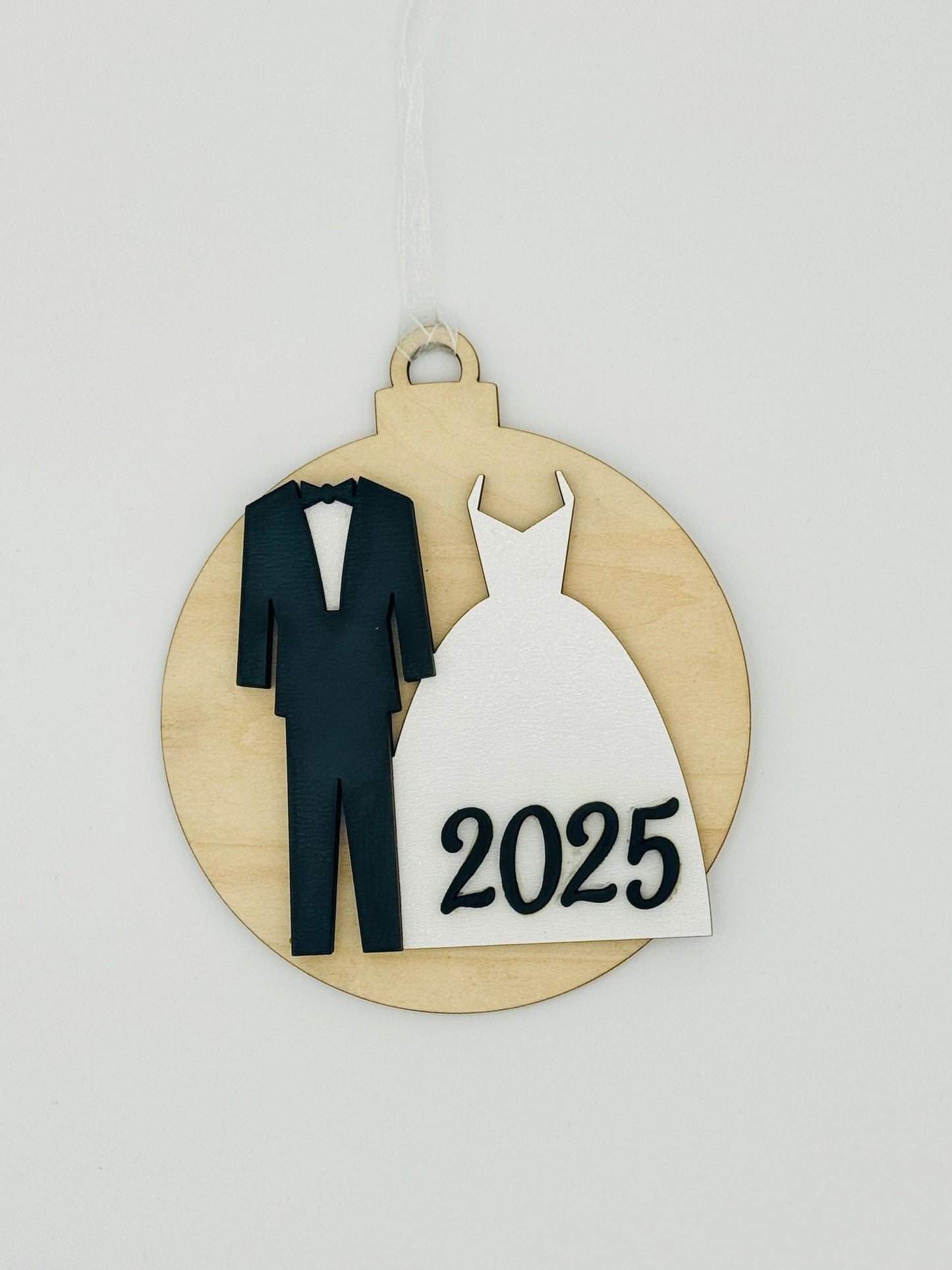 Newley Wed 2025 Christmas Ornament: Keepsake Gift