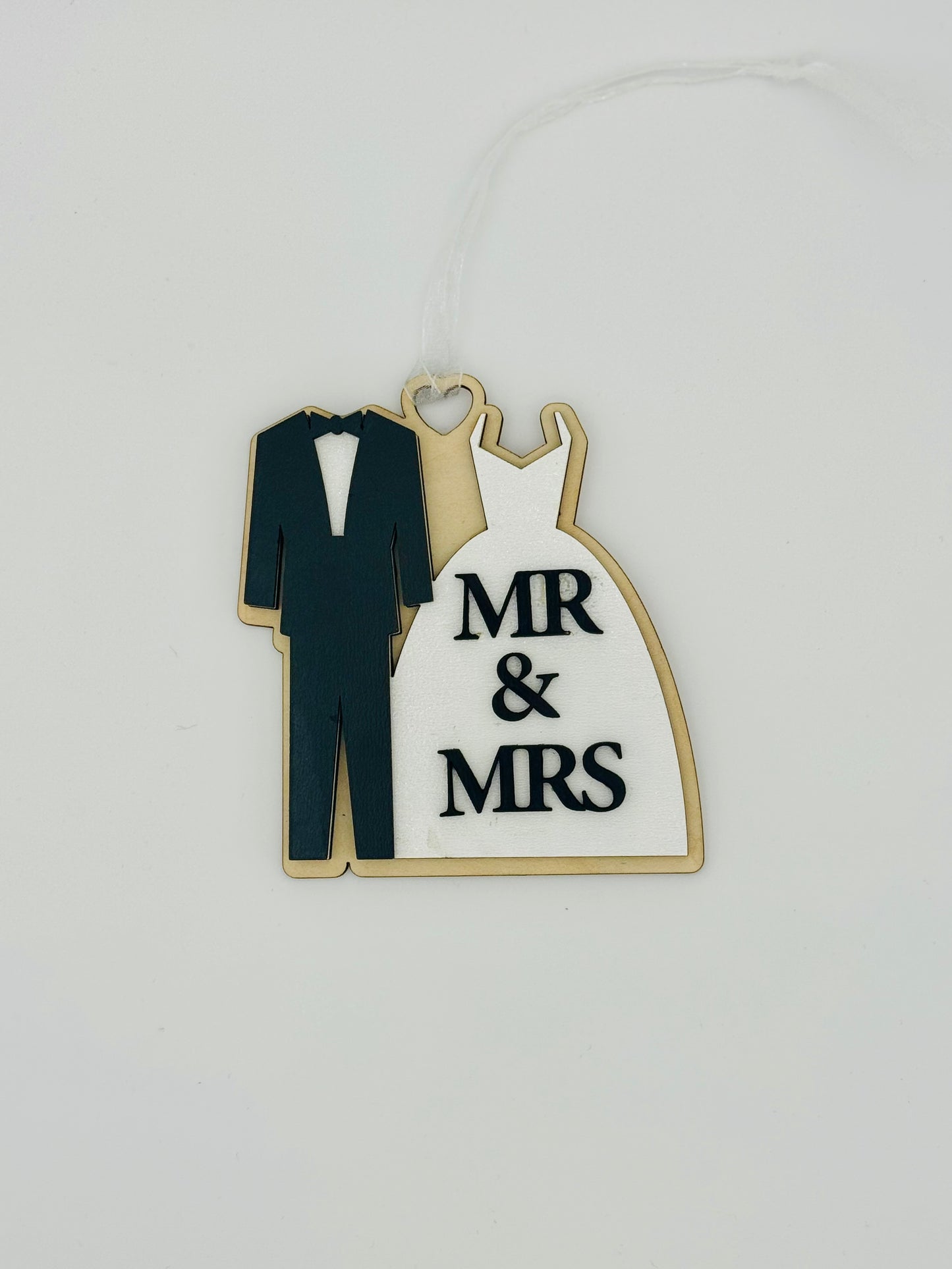 Newley Wed 2025 Christmas Ornament: Keepsake Gift